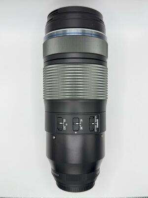 M.ZUIKO digital ED 100,.</a></h3>
                        