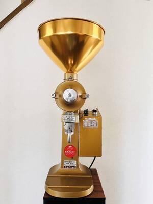業務用コーヒーミル 富士ローヤル R-750 自家焙煎店 自家焙煎珈琲 Fuji Royal 定価400,000円以上します</a></h3>
                        
                        
